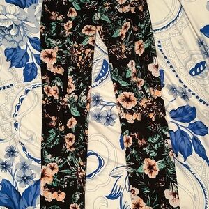 Bluenotes sz Sm Floral Leggings GUC!
